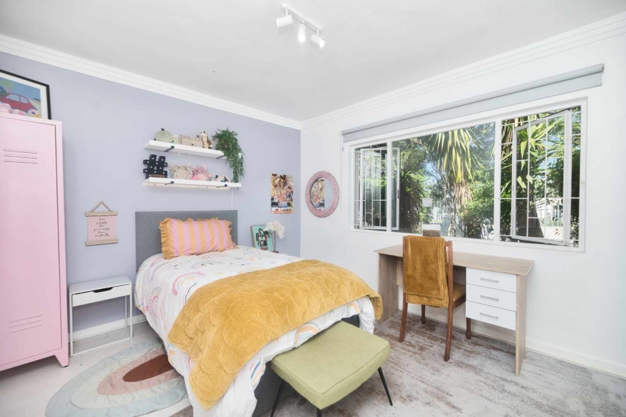 6 Bedroom Property for Sale in Northcliff Western Cape